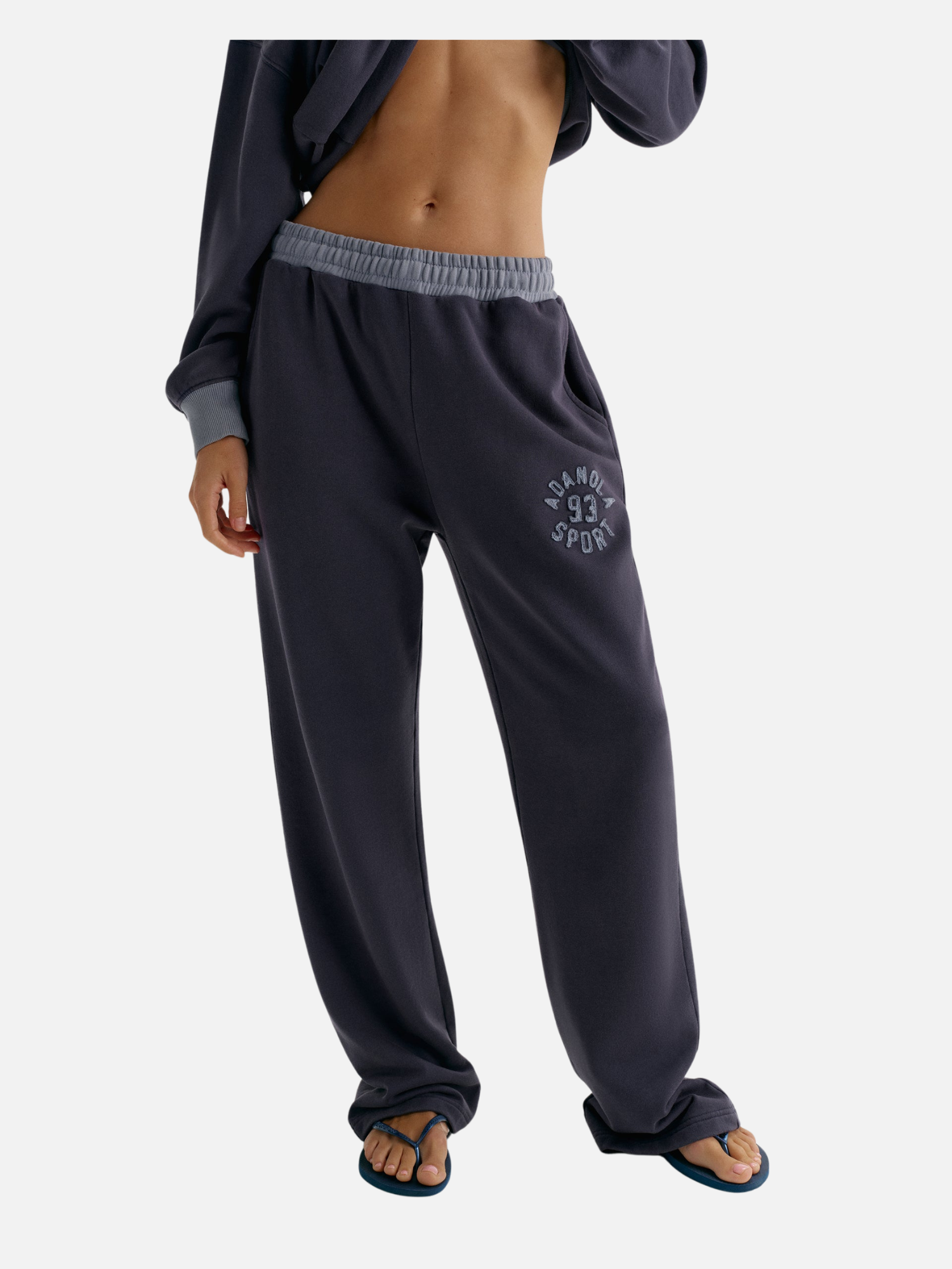 Straight Leg Sweatpant (2)